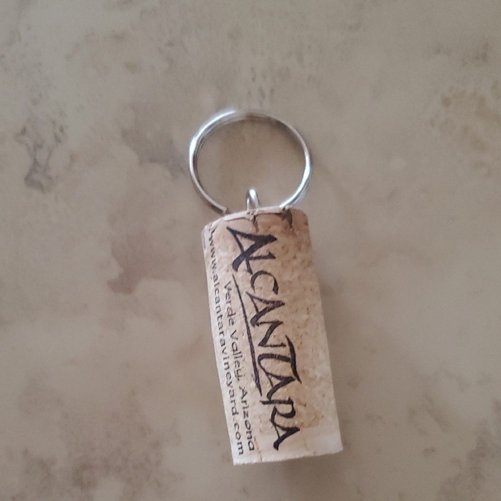 **SALE**Silver and Cork Keychain Nwot